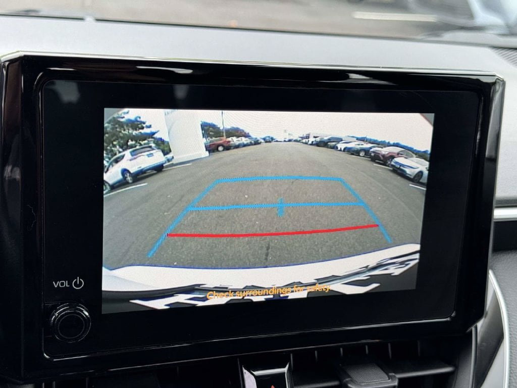 Used 2025 Toyota Corolla LE FWD image 4