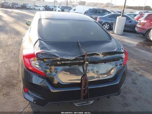 Used 2021 Honda Civic Sport image 5