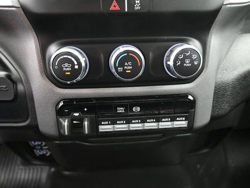 Used 2021 RAM 3500 SLT w/ Quick Order Package 2YG SLT AWD/4WD image 15