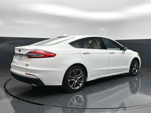 Used 2020 Ford Fusion SEL FWD image 6