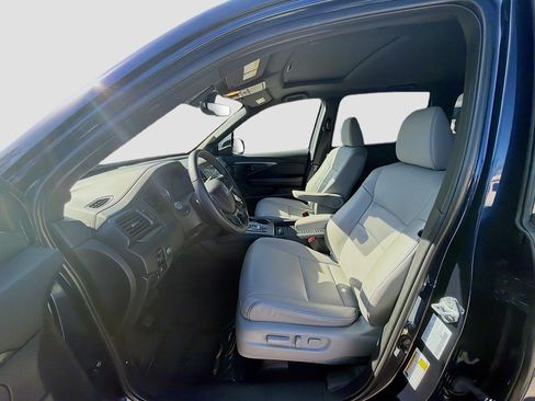 Used 2023 Honda Passport EX-L image 18