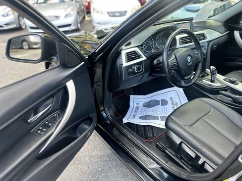 Used 2015 BMW 320i xDrive Sedan image 9