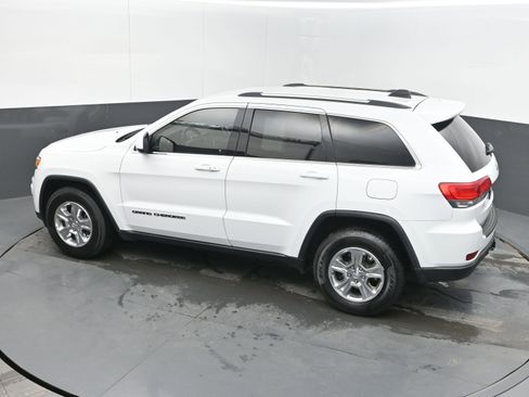Used 2017 Jeep Grand Cherokee Laredo w/ Quick Order Package 2BE image 30