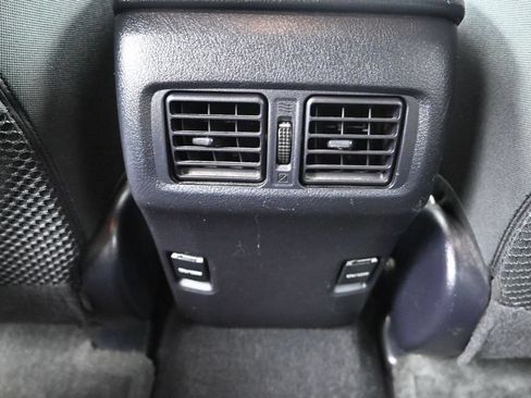 Used 2016 Toyota 4Runner SR5 AWD/4WD image 29