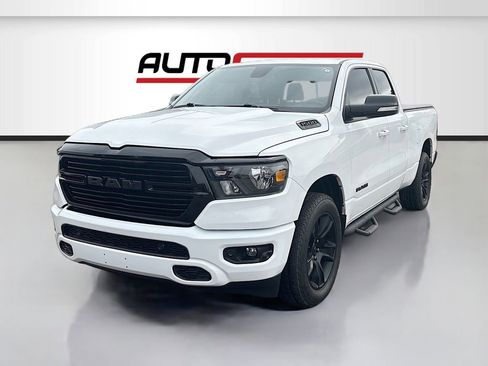 Used 2022 RAM 1500 Big Horn w/ Night Edition AWD/4WD image 3