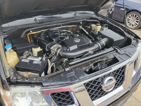 Used 2015 Nissan Frontier SV RWD image 46