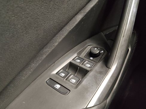 Used 2020 Volkswagen Jetta R-Line FWD image 27