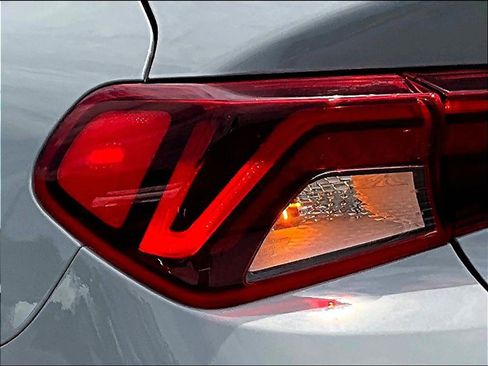 Used 2024 Kia K5 GT-Line FWD image 23