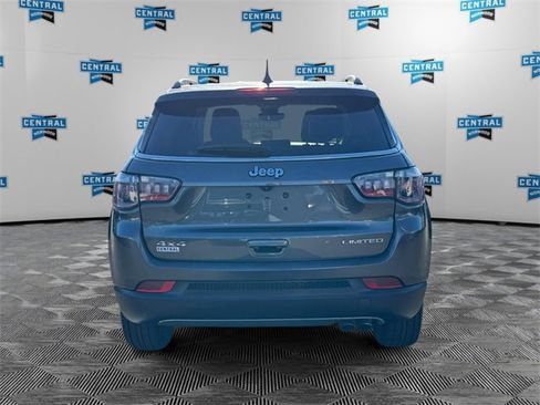 Used 2022 Jeep Compass Limited image 5