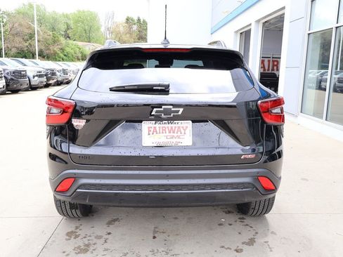 New 2026 Chevrolet Trax RS FWD image 9