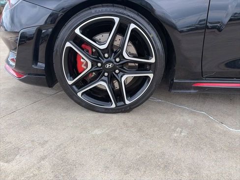 Used 2022 Hyundai Veloster N image 7