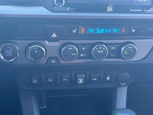 Used 2023 Toyota Tacoma TRD Sport w/ TRD Premium Sport Package AWD/4WD image 21