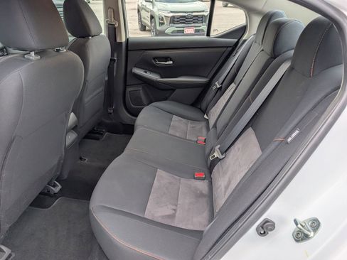 Used 2023 Nissan Sentra SR w/ Electronics Package image 15