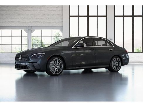 Used 2023 Mercedes-Benz E 350 4MATIC Sedan image 39