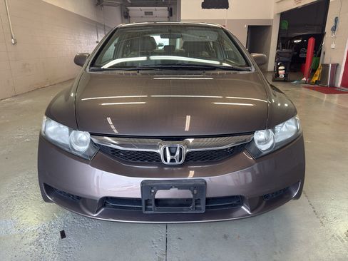 Used 2010 Honda Civic EX-L image 2