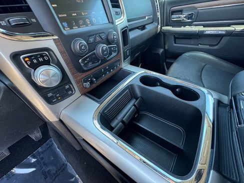 Used 2017 RAM 1500 Laramie w/ Convenience Group AWD/4WD image 28
