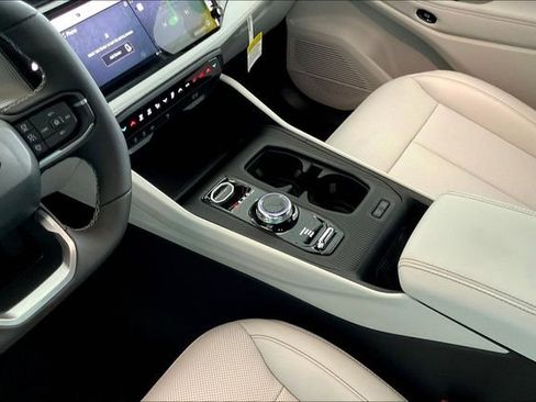 New 2026 Jeep Cherokee Limited image 7