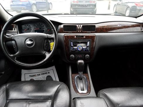 Used 2013 Chevrolet Impala LTZ image 9