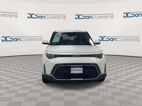 Used 2024 Kia Soul LX w/ Option Group 015 FWD image 3