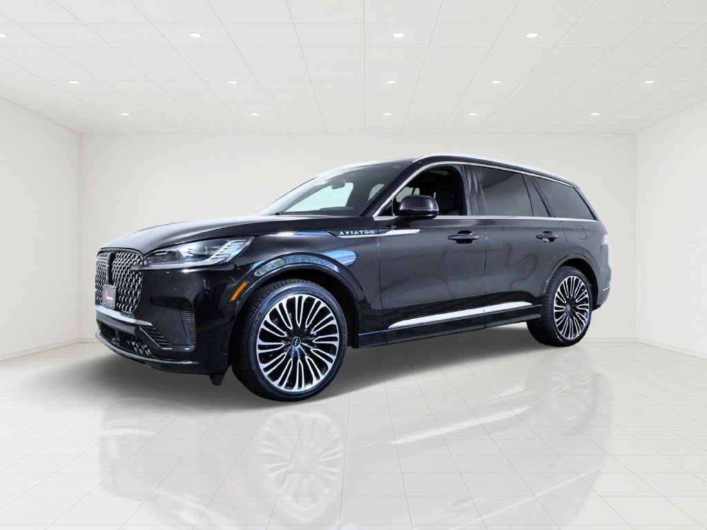 Certified 2025 Lincoln Aviator Black Label AWD/4WD image 2