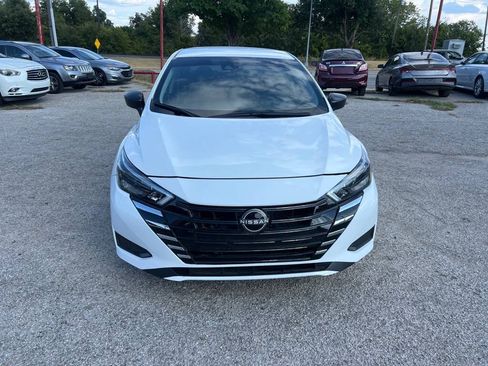 Used 2025 Nissan Versa S w/ Trunk Package FWD image 2