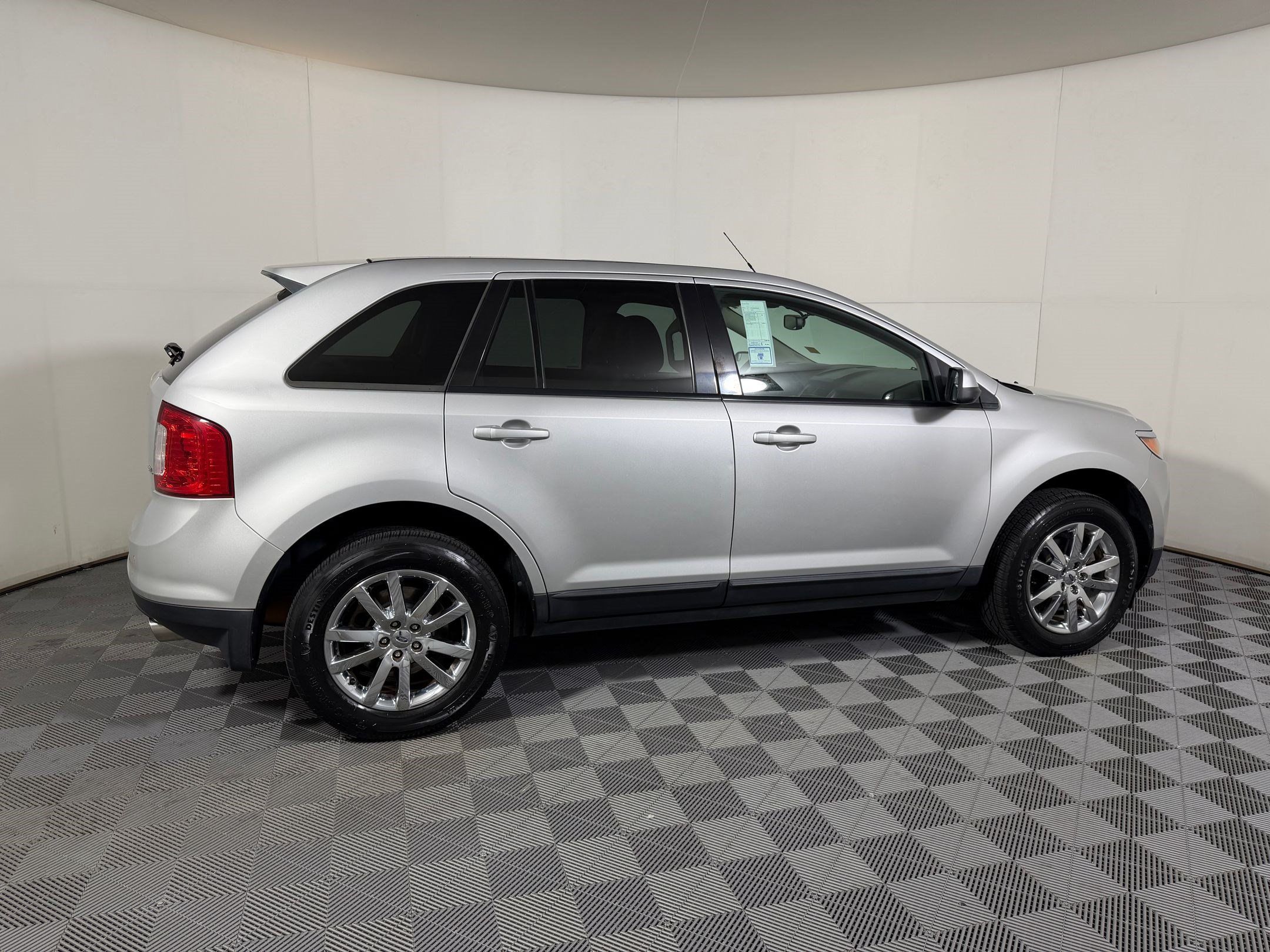 Used 2013 Ford Edge SEL FWD image 7