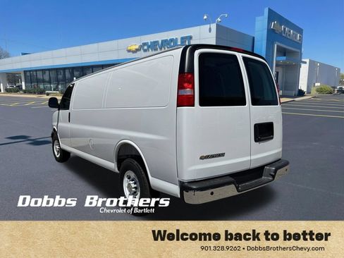 New 2026 Chevrolet Express 3500 Extended w/ Chrome Appearance Package RWD image 6