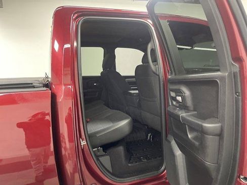 Used 2021 RAM 1500 Classic Warlock w/ Luxury Group AWD/4WD image 14