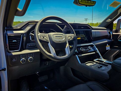 New 2026 GMC Sierra 2500 Denali w/ Denali Reserve Package AWD/4WD image 16