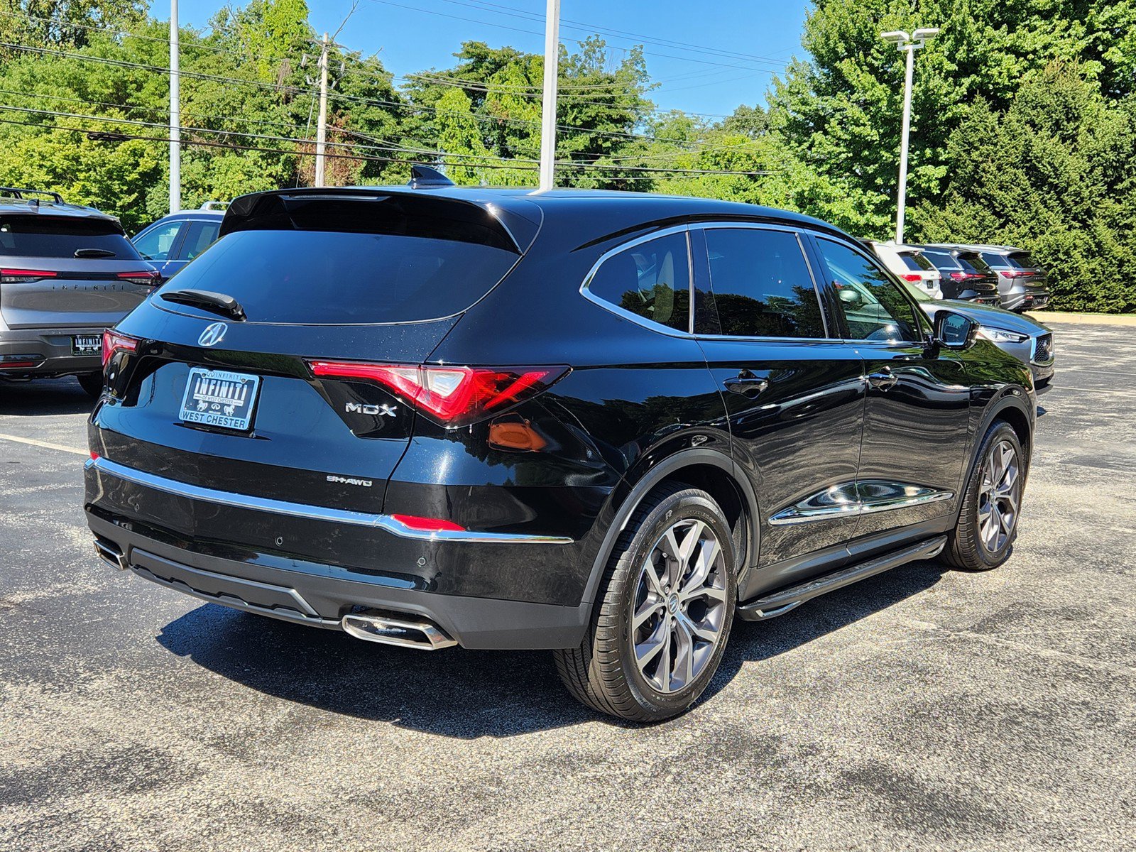 Used 2022 Acura MDX w/ Technology Package AWD/4WD image 4