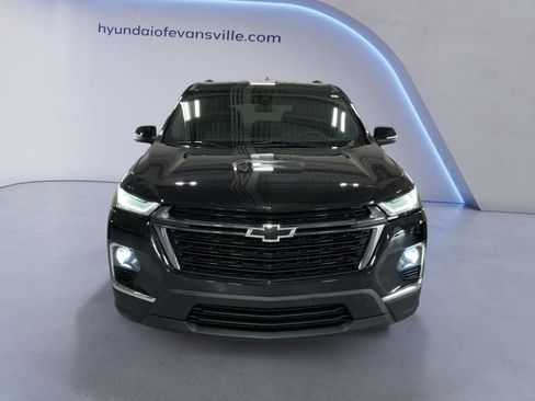 Used 2023 Chevrolet Traverse LT FWD image 1