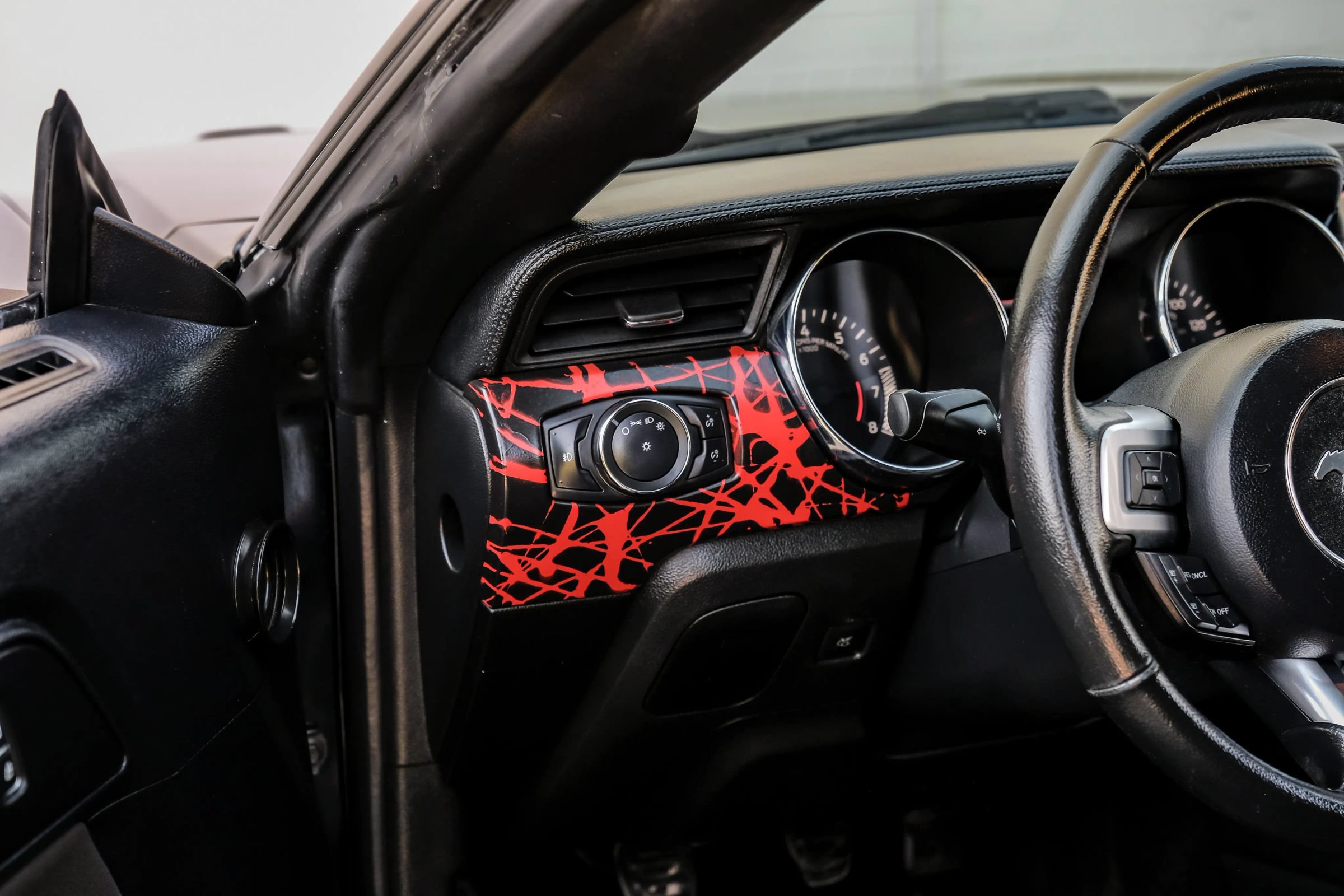 Used 2016 Ford Mustang GT RWD image 32