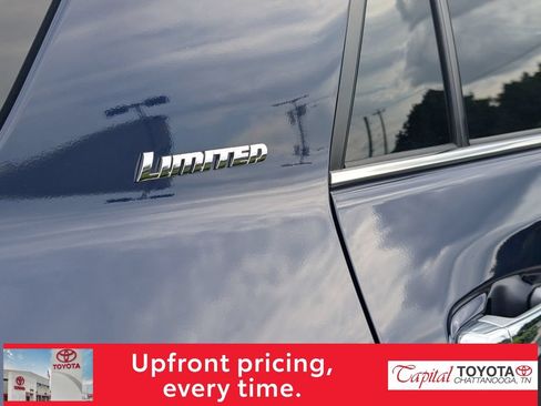 Used 2024 Toyota 4Runner Limited AWD/4WD image 8