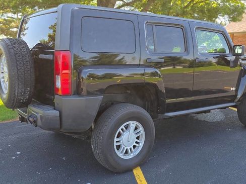 Used 2009 HUMMER H3 Luxury AWD/4WD image 4