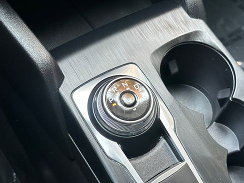 Used 2022 Ford Escape SE image 20