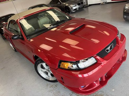 Used 2001 Ford Mustang GT RWD image 8