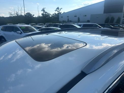 Used 2016 Honda Pilot Elite image 8