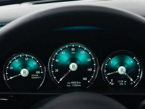Certified 2024 Rolls-Royce Cullinan w/ Cullinan Package AWD/4WD image 39