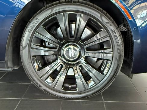 Used 2021 Rolls-Royce Ghost AWD/4WD image 36