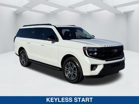 New 2025 Ford Expedition Max Active image 2