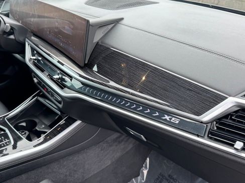 Certified 2025 BMW X5 xDrive40i w/ M Sport Package image 29