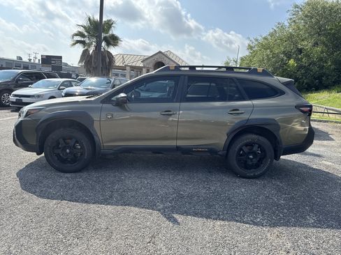 Used 2022 Subaru Outback Wilderness w/ Wilderness Package AWD/4WD image 6