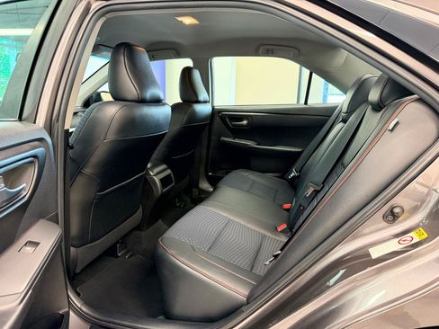 Used 2015 Toyota Camry SE FWD image 20