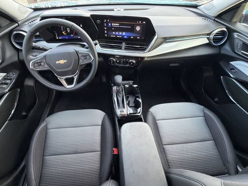 Used 2026 Chevrolet Trax LT w/ Driver Confidence Package FWD image 13