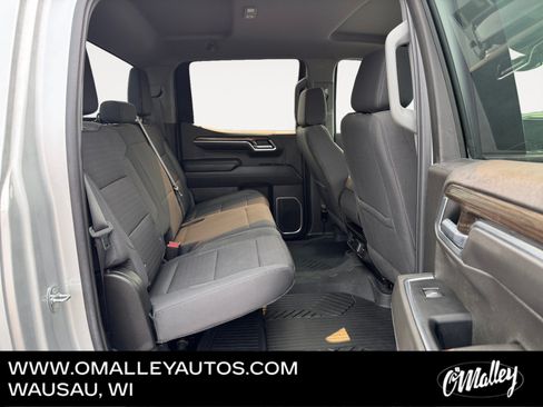 Used 2022 Chevrolet Silverado 1500 RST AWD/4WD image 13