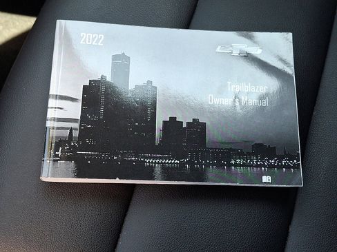 Certified 2022 Chevrolet TrailBlazer ACTIV w/ Sun and Liftgate Package image 27