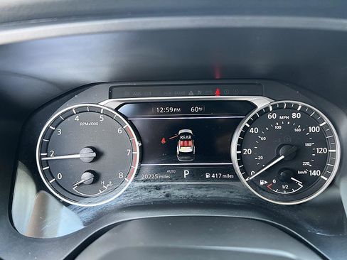 Certified 2025 Nissan Rogue SV image 22