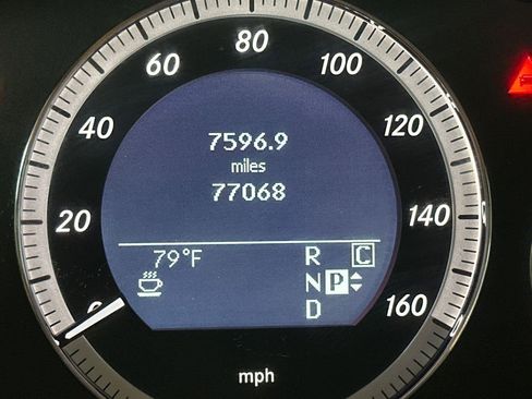 Used 2010 Mercedes-Benz E 350 4MATIC Sedan image 55