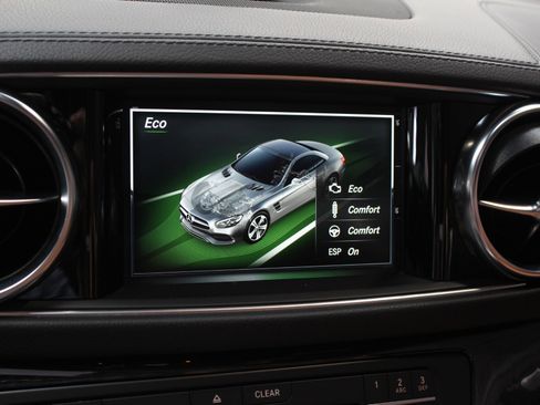 Used 2017 Mercedes-Benz SL 550 image 48