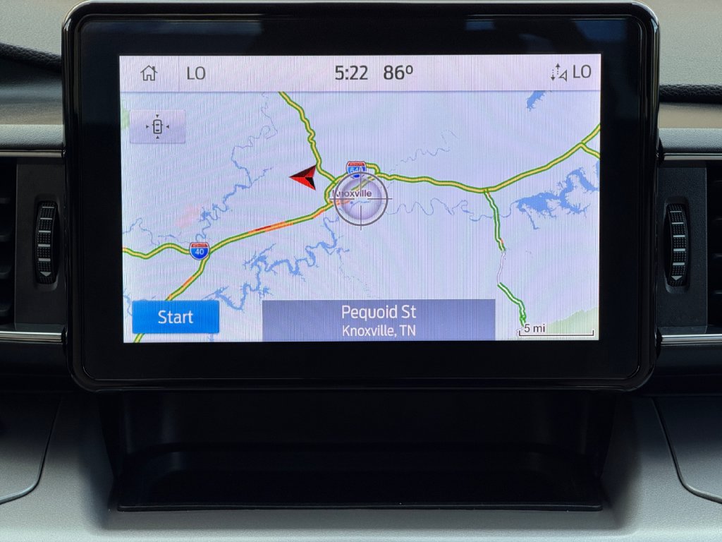Used 2022 Ford Explorer XLT w/ Equipment Group 202A AWD/4WD image 13